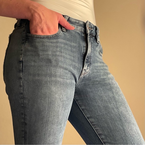 American Eagle Super Stretch Jeans - Picture 2 of 11
